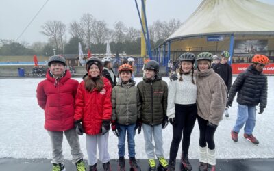 Eislaufen mit dem 8. Jahrgang (2024)